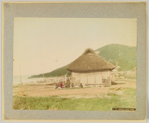 Sumaura, niedaleko Kobe, Japonia (ręcznie kolorowane czarno-białe zdjęcie) autorstwa Japanese Photographer