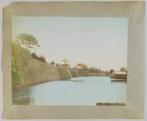 Zamek w Tokio, Japonia (ręcznie kolorowane czarno-białe zdjęcie) autorstwa Japanese Photographer