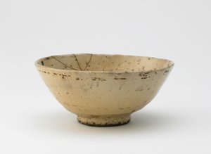 Miseczka do herbaty, okres Edo, XVIII-poł. XIX w. (kamionka z polewą jesionowo-drzewną)
