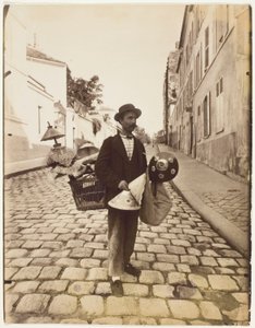 Marchand abat-jours autorstwa Jean Eugène Auguste Atget