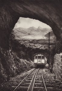 Electrische Arth Rigi Bahn (zdjęcie czarno-białe) autorstwa Jean Gaberell
