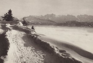 Rigi Kaltbad, słoneczny zimowy dzień (zdjęcie czarno-białe) autorstwa Jean Gaberell