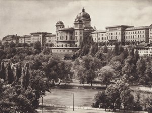 Szwajcaria: Berno, Szwajcarski Pałac Federalny (zdjęcie czarno-białe)