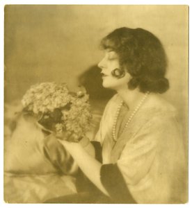 Lenore Ulric, ok. 1915-28 (zdjęcie żelatynowo-srebrowe) autorstwa Jessie Tarbox Beals