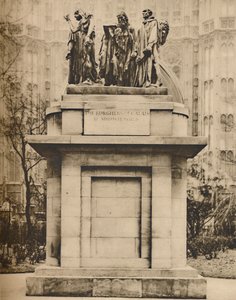 Mieszczanie z Calais w Victoria Tower Gardens, c1935.