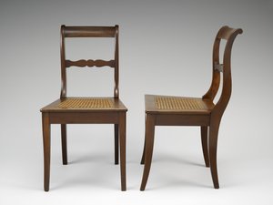 Para krzeseł bocznych, ok. 1900 r. 1846-1860 (orzech czarny, trzcina) autorstwa Johann Michael Jahn