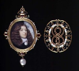 No.3863 Miniatura nieznanego mężczyzny, w oprawie i oprawie ze złota i klejnotów, ok. 1660 (welum) autorstwa John (attr. to) Hoskins