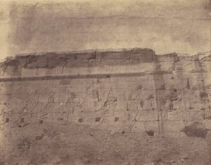 Edfu, Rzeźby i Inskrypcje Wschodniej Fasady Ściany Ogrodzenia autorstwa John Beasly Greene