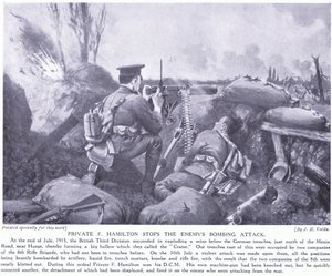 Szeregowy F Hamilton odznaczony DCM za powstrzymanie ataku bombowego wroga w lipcu 1915 r. pod Hooge. autorstwa John Harris Valda