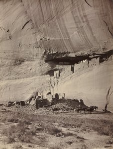 Ruiny domów na klifie, Canon de Chelly, Arizona, ok. 1930 r. 1879-1881.