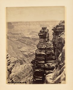 Ołtarz Shini-Mo z krawędzi Marble Canyon, rzeka Kolorado autorstwa John K. Hillers