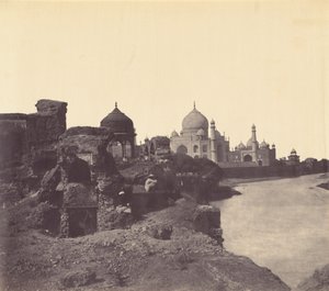 Taj Mahal od wschodu, ok. 1858-1862 (zdjęcie) autorstwa John Murray