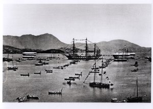 Widok na port, Hongkong, z „Illustrations de la Chine et de ses Habitants” J. Thomsona, opublikowanej w 1873 r. autorstwa John Thomson