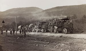 Album "Moja wojna światowa - wspomnienia Frontu Południowo-Zachodniego w Karyntii, Włochy, Trentino-Alto Adige) 31.03.1915-12.11.1918 - Josef Zohles Wiedeń": pojazdy wojskowe w Hermag autorstwa Josef Zohles
