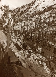 Album "Moja wojna światowa - wspomnienia Frontu Południowo-Zachodniego w Karyntii, Włochy, Trentino-Alto Adige) 31.03.1915-12.11.1918 - Josef Zohles Wiedeń": koszary wojskowe (b/w fot. autorstwa Josef Zohles