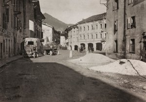 Album "Moja wojna światowa - wspomnienia frontu południowo-zachodniego w Karyntii, Włochy, Trentino-Alto Adige) 31.03.1915-12.11.1918 - Wiedeń Josefa Zohlego": plac Tolmezzo (zdjęcie czarno-białe) autorstwa Josef Zohles
