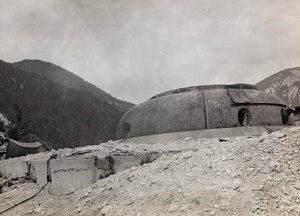 Album "Moja wojna światowa - wspomnienia Frontu Południowo-Zachodniego w Karyntii, Włochy, Trentino-Alto Adige) 31.03.1915-12.11.1918 - Wiedeń Josefa Zohlego": Fort Hensel (zdjęcie czarno-białe) autorstwa Josef Zohles