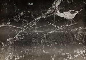 Album "Moja wojna światowa - wspomnienia Frontu Południowo-Zachodniego w Karyntii, Włochy, Trentino-Alto Adige) 31.03.1915-12.11.1918 - Josef Zohles Vienna": widok arial na włoski t autorstwa Josef Zohles