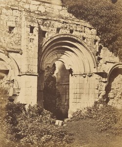 Opactwo Rievaulx. Wejście do refektarza, lata 50. XIX wieku.