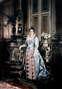 Señora Carnotpa retratonqa valeq vestidowanmi churasqa