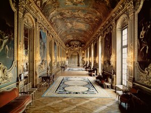 Widok na Galerię Doree w Hotelu de Toulouse, ok. 1720 r. autorstwa Jules Hardouin Mansart