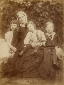 Pani Herbert Duckworth z Florence Fisher, George Duckworth i Herbert Fisher autorstwa Julia Margaret Cameron