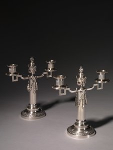 Kandelabr firmy Peter Carl Fabergé autorstwa Julius Rappoport
