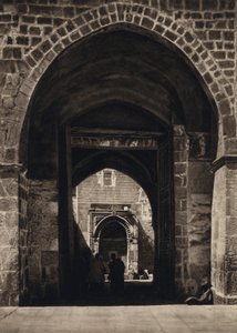 Jerozolima, wejście do miejsca świątyni (zdjęcie czarno-białe) autorstwa Karl Grober