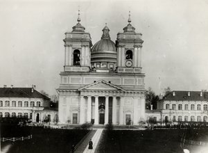 Sobór Trójcy Świętej Ławry św Aleksandra Newskiego w Petersburgu, lata 1910. autorstwa Karl Karlovich Bulla