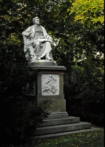 Pomnik w hołdzie austriackiemu kompozytorowi Franzowi Peterowi Schubertowi (1797-1828). Rzeźba Karla Kundmanna (1838-1919) 1872. Wiedeń, Stadtpark, Austria autorstwa Karl Kundmann