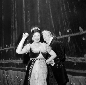 Renata Tebaldi i Tito Gobbi w la Scali w Mediolanie