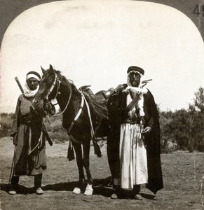 Szejk i jego ochroniarz, Syria, 1900.