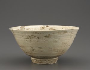 Miseczka do herbaty, prawdopodobnie prowincja Kyongsang Namdo, okres Choson, II poł. XVI w. (porcelana z przezroczystą glazurą) autorstwa Korean School