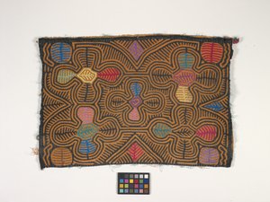 Panel koszuli (Mola) (zdjęcie) autorstwa Kuna Indian Culture