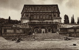Włochy: Caprarola, Palazzo Farnese (zdjęcie czarno-białe)