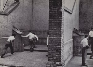 Piątki, Eton (zdjęcie czarno-białe) autorstwa Laszlo Moholy-Nagy