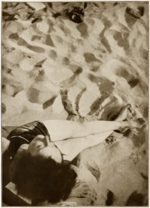 June Sun / Możesz oglądać to zdjęcie ze wszystkich stron autorstwa Laszlo Moholy-Nagy