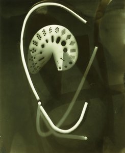 Fotogram autorstwa Laszlo Moholy-Nagy