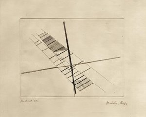 Przecinające się przekątne autorstwa Laszlo Moholy-Nagy
