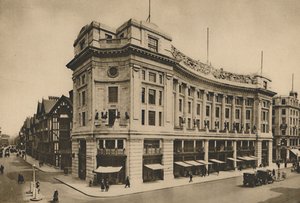 East India House, Libertys Individualized Frontage na New Regent Street, c1935. autorstwa Lemere