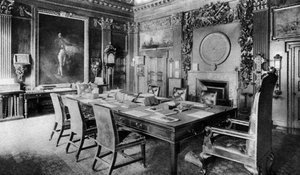 Sala Posiedzeń Admiralicji, Londyn, 1926-1927. autorstwa Lemere