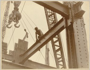 Robotnicy na Empire State Building, ok. 1930 autorstwa Lewis Wickes Hine