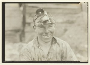 Young Miner, Pensylwania autorstwa Lewis Wickes Hine