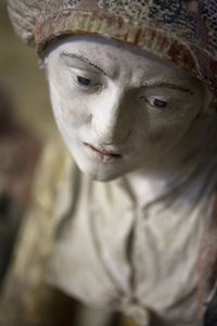 Święta kobieta w czepku (kamień malowany) autorstwa Ligier Richier