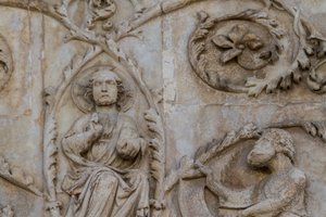 Drzewo Jessego i proroctwa mesjańskie, detal, Historie z Genesis, płaskorzeźby Lorenzo Maitani (przed 1275-1330), drugi filar, fasada katedry w Orvieto, Umbria, Włochy