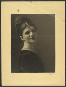 Babette (panna Rubino) autorstwa Louis Fleckenstein
