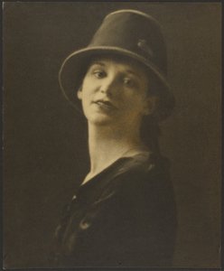  autorstwa Louis Fleckenstein