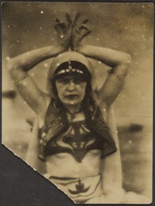 Nautch Girl autorstwa Louis Fleckenstein