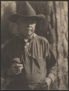 Szef autorstwa Louis Fleckenstein