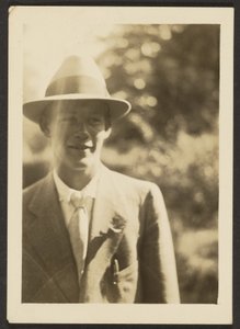  autorstwa Louis Fleckenstein